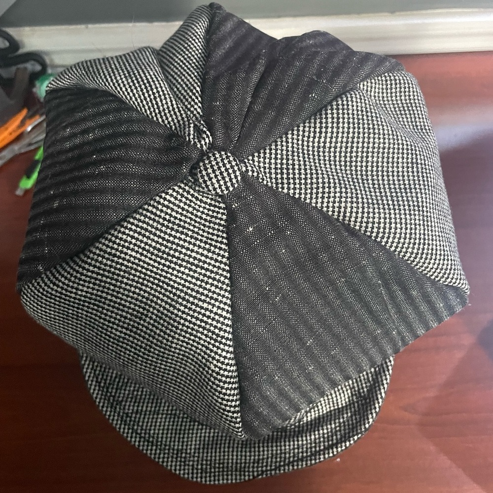 Newsboy cap